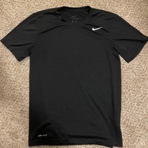 Nike mens T-Shirt (SOLD❗️❗️)